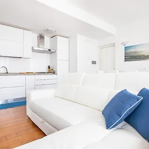 Appartamento Elena House White, Viareggio